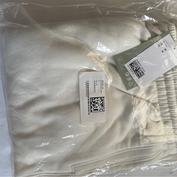 Women’s H&M white sweat pants M NWT - Picture 5 of 8